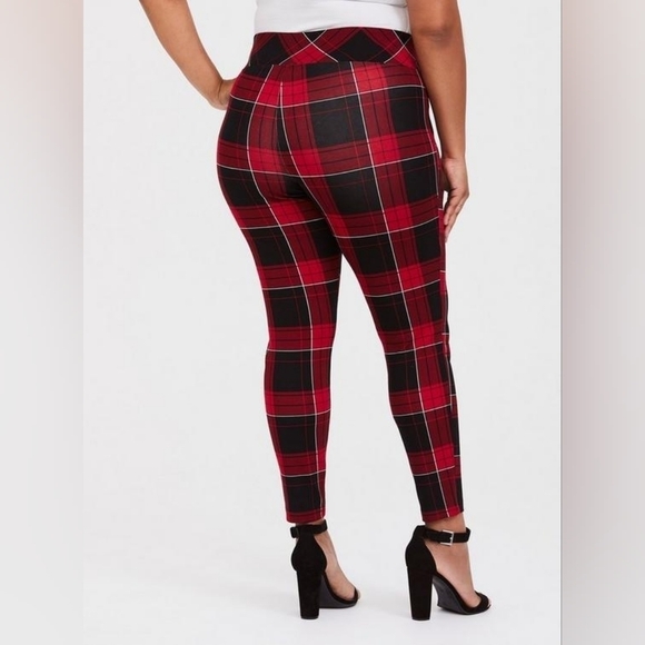 Torrid Premium Ponte Stretch Pull-On Pixie Pant in Red Plaid - Picture 3 of 8